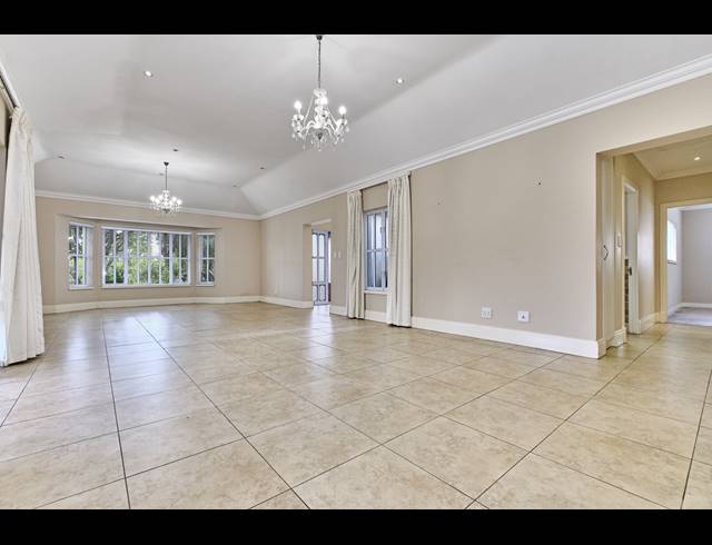 3 BEDROOM FREESTANDING FOR SALE IN WATERFALL VALLEY MATURE LIFESTYLE ESTATE
